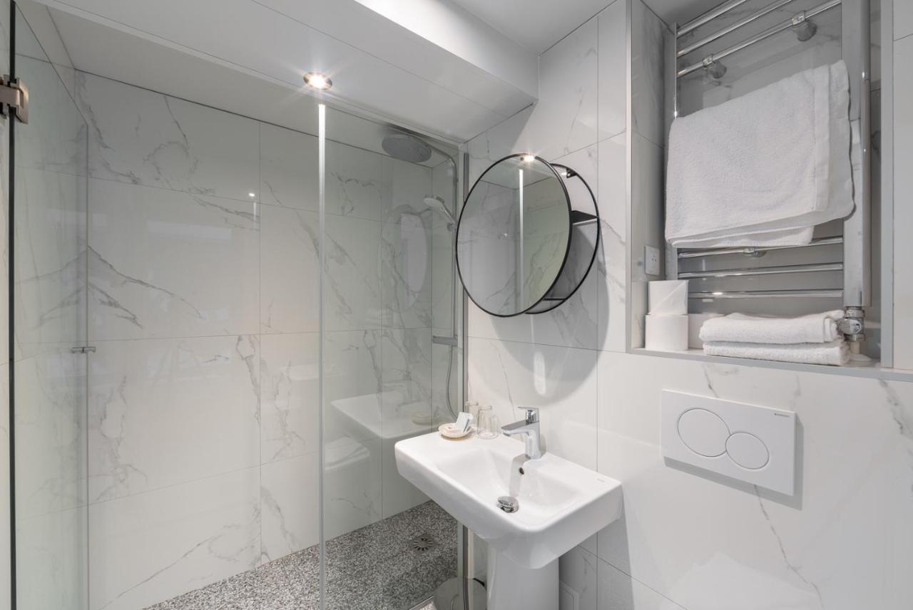 Hotel Saint Christophe Παρίσι Εξωτερικό φωτογραφία